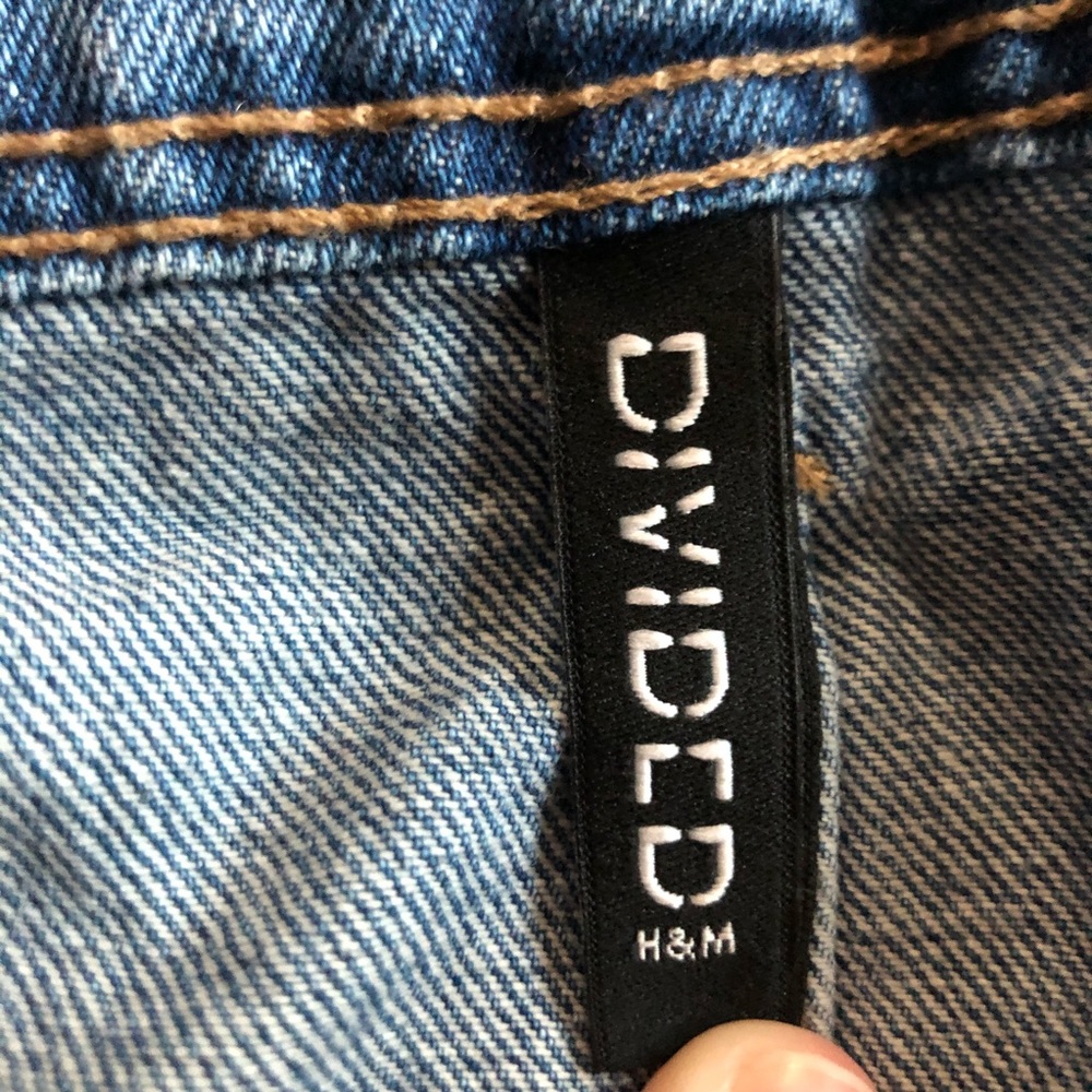h&m button jean skirt - Picture 5 of 6